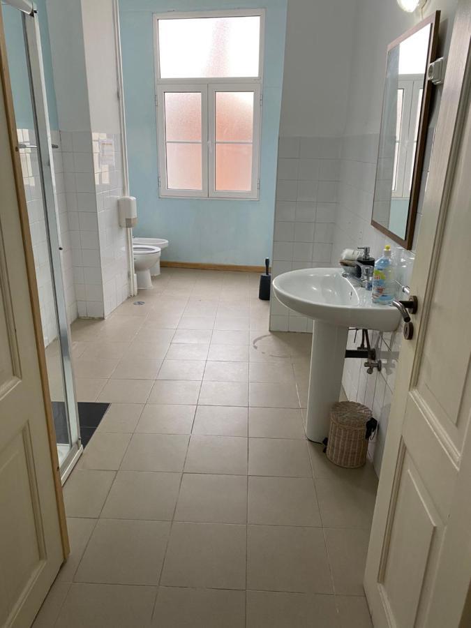 Classic Chiado 1 - Central Guest House Room With Shared Bathroom Lizbona Zewnętrze zdjęcie
